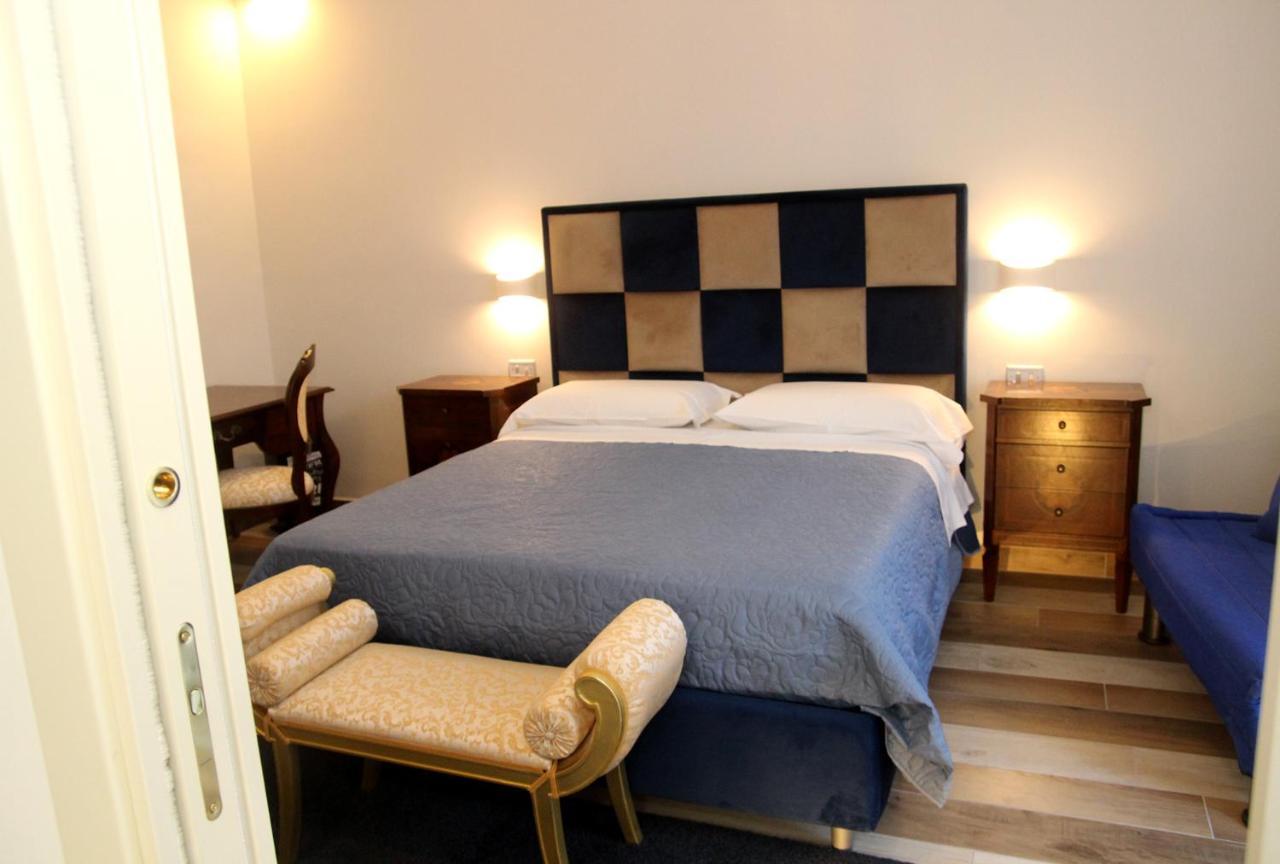 Pompei Luxury Suite Bagian luar foto