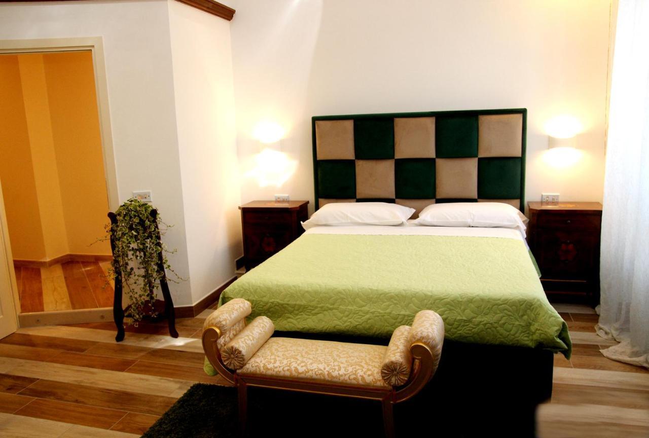 Pompei Luxury Suite Bagian luar foto
